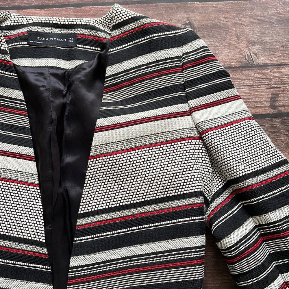 ZARA | Black white red collarless structured jacket - Picture 4 of 9